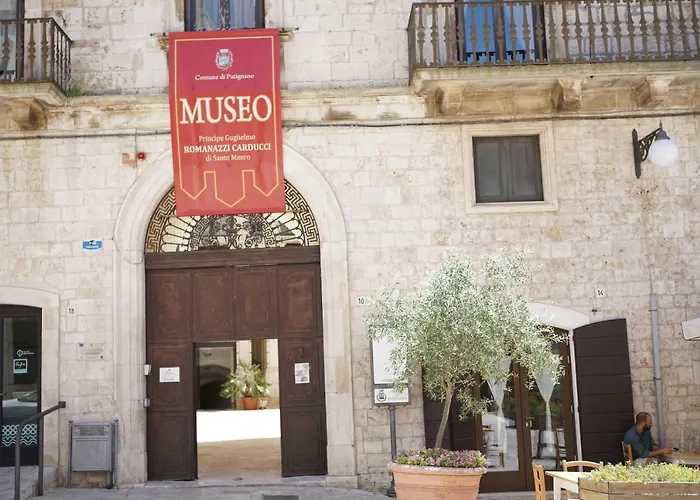 HOME 5 - Arco Antico